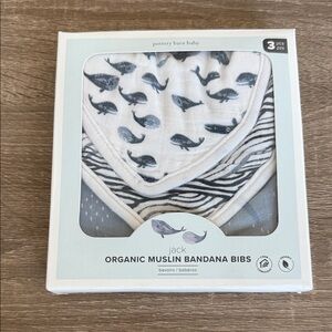 Pottery Barn Organic Muslin Bib Set - Blue and White